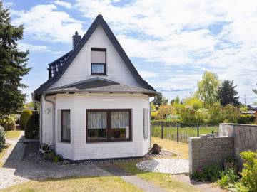 Ferienwohnung für 3 Personen, mit Terrasse und Garten in Karlshagen