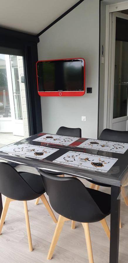 Gîte pour 4 personnes, avec terrasse à Saint-Père-Marc-en-Poulet - 3