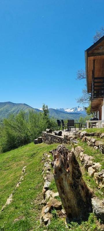 Gîte pour 8 personnes, avec vue et jardin à Boussenac