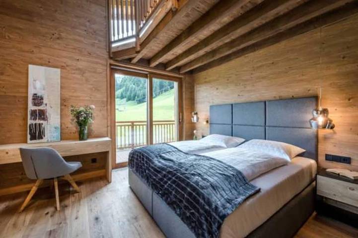 Ferienhaus für 8 Personen, mit Garten und Pool sowie Balkon in Schattwald - 2