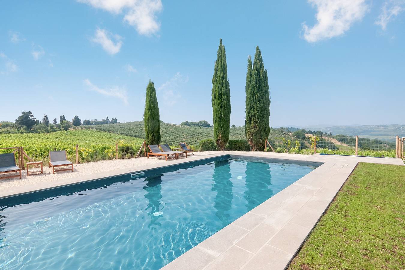 Appartement entier, Appartement 'Sassaia' avec piscine privée, Wi-Fi et climatisation in Chianti