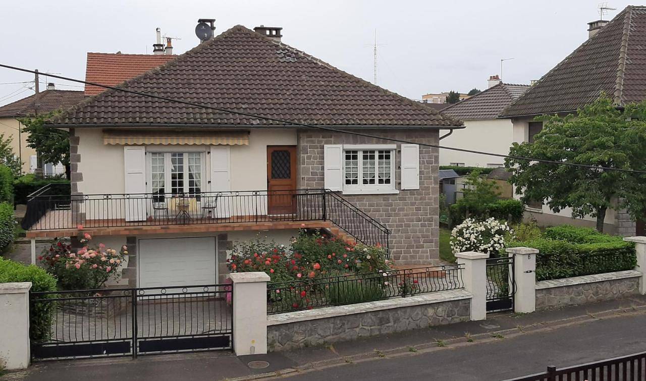 Appartement entier, Two-Bedroom Apartment in Aurillac, Région d'Aurillac