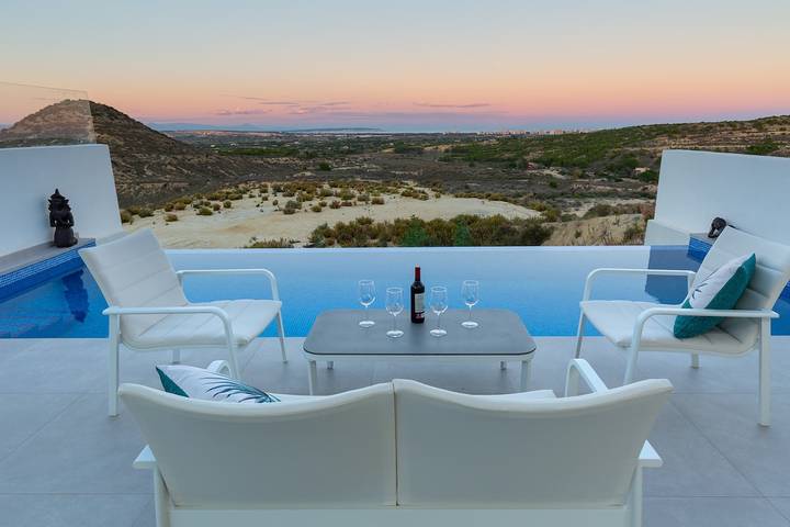 Villa pour 6 personnes, avec piscine et jardin à Rojales