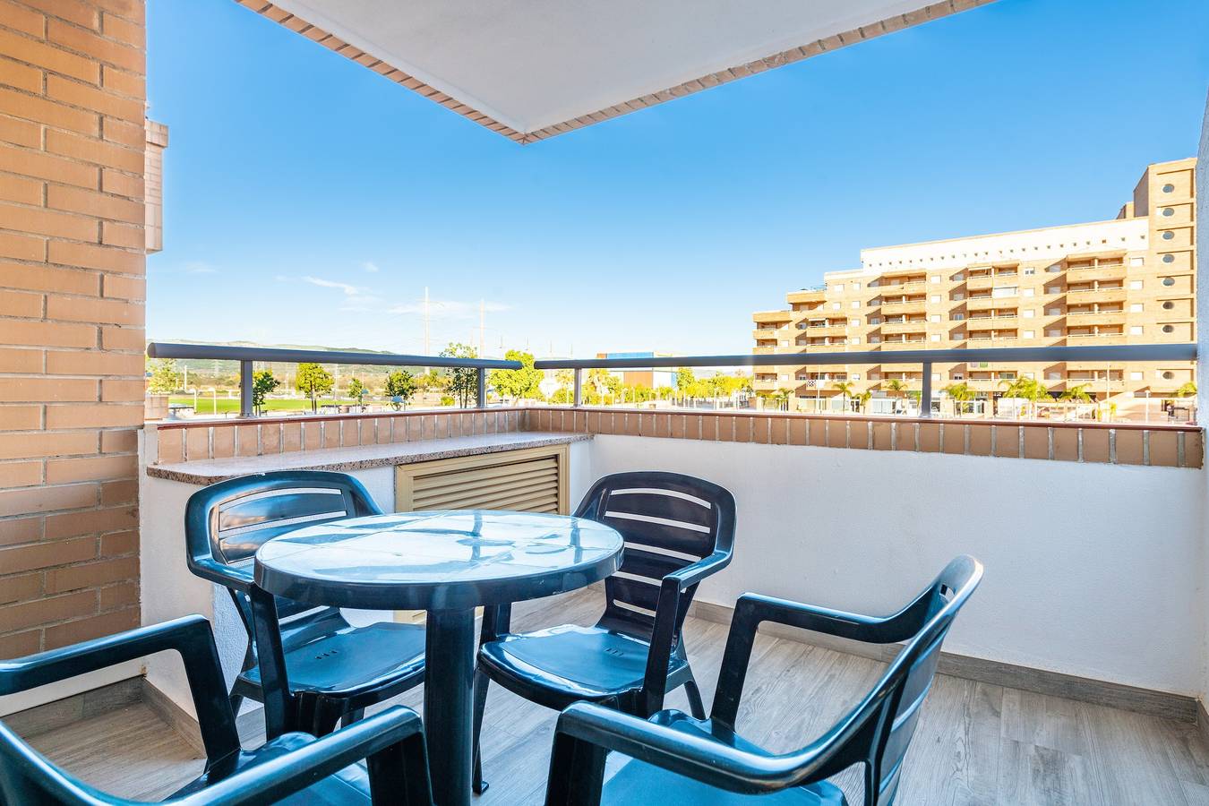 Ganze Wohnung, Ferienhaus 'Quintana's Home Oropesa Del Mar' mit Pool, Wlan und Klimaanlage in Marina d'Or, Oropesa del Mar