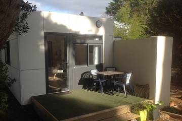 Gîte pour 3 personnes, avec terrasse dans Le Cabellou