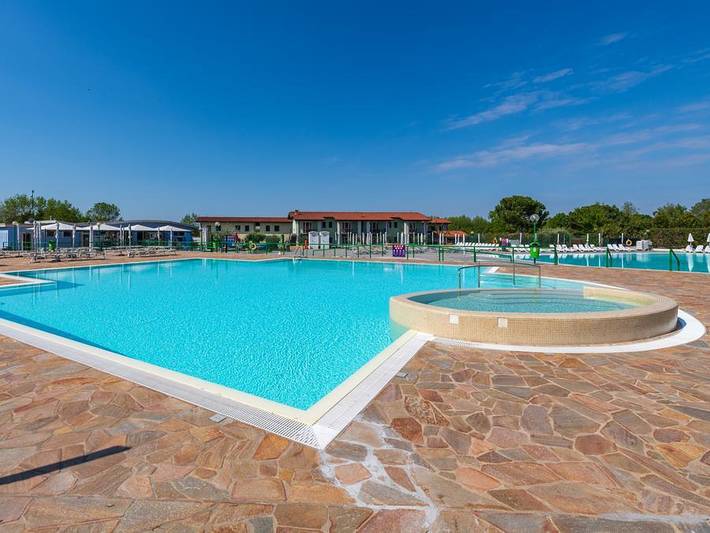 Camping The Garda Village - Bungalow 4 personen - Bilo Comfort in Rivoltella del Garda, Sirmione