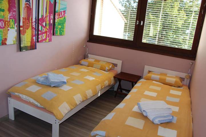 Location de vacances pour 6 personnes, avec piscine et jardin dans Port Ripaille - 3