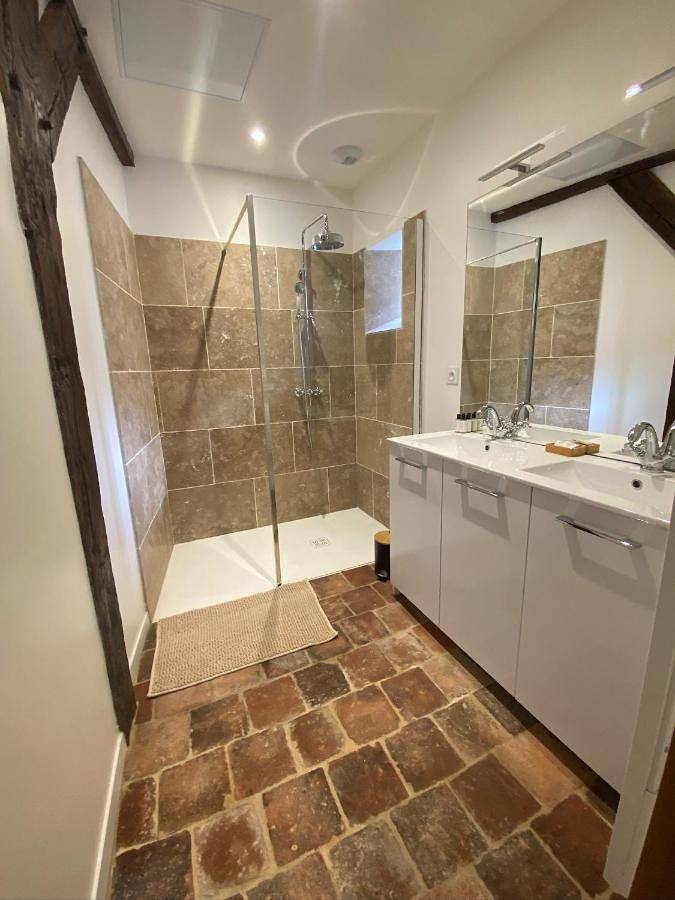 Location de vacances pour 4 personnes, avec vue, animaux acceptés à Luzy - 2