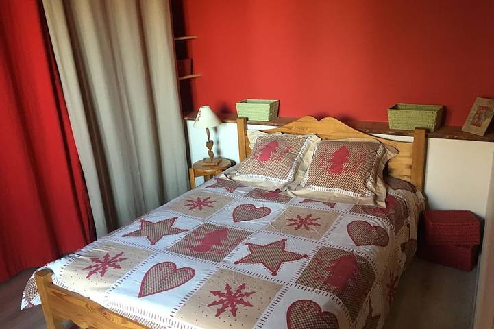 Gîte pour 6 personnes, avec jardin et terrasse, animaux acceptés à Saint-Sauveur - 2