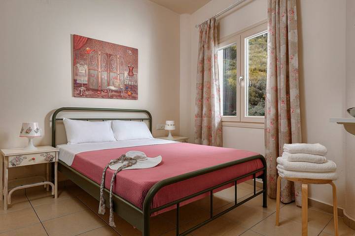 Appartamento intero, Cozy vintage style apartment /shared pool – Ru in Lygaria, Achlada