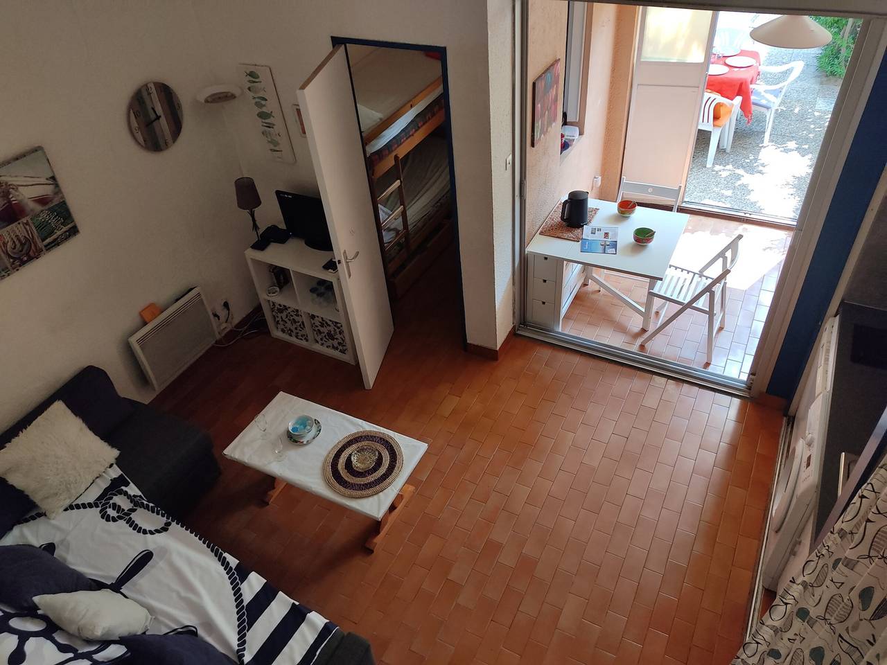 Apartamento entero, Acogedor T2 Cabina con Mezzanine y Jardín Privado - 6 personas, Parking, Animales Permitidos in Gruissan (Ville), Gruissan