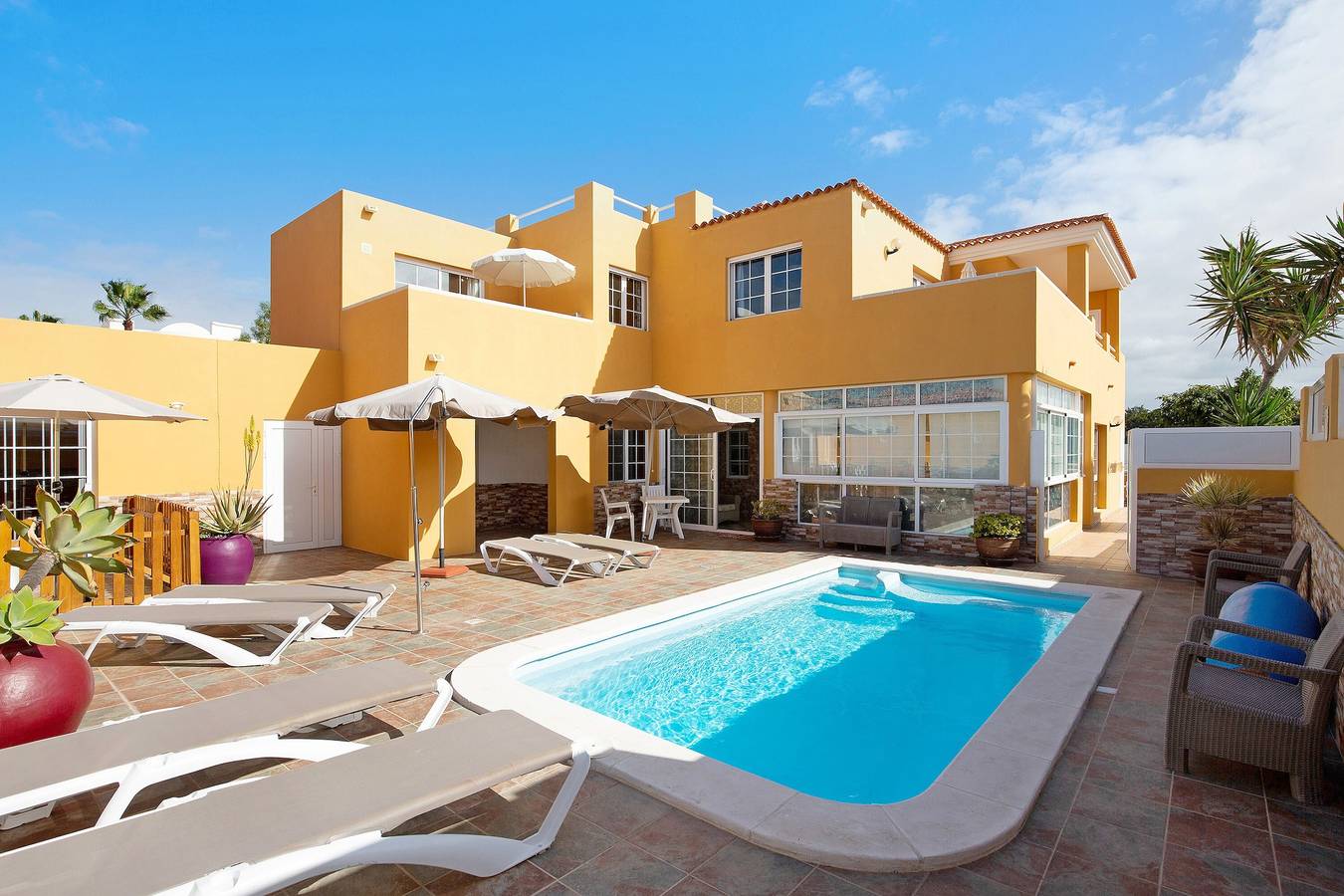 Geheel appartement, Vakantiehuis "Casa Paco 2" met Uitzicht op Zee, Privé Balkon & Gedeeld Zwembad in Südliche Bucht Costa Calma, Pájara
