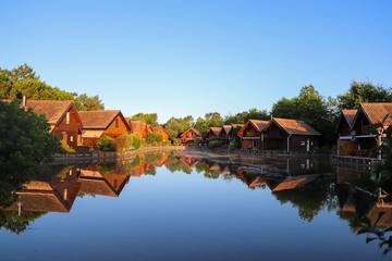 Location de vacances pour 6 personnes, avec balcon et jardin dans Port d'Hourtin