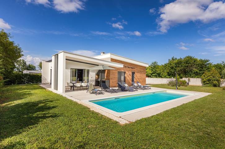 Holiday rental for 8 people, with garden and pool in Istria