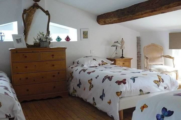 Location de vacances pour 8 personnes, avec terrasse et jardin à Arsac - 2