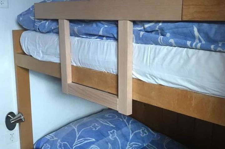 Appartement entier, Alpentobel Appartement/Fewo, Toilette und Bad/Dusche getrennt, 6-Bettwohnung in Arosa, Chaîne de Plessur