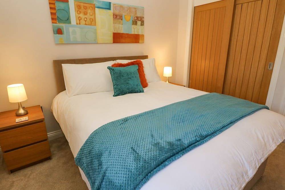 Causeway Hideaway, romantic, with a garden in Dore in Sheffield, Südliches Yorkshire