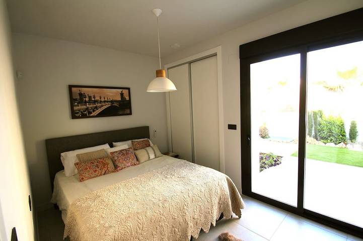 Nouvelle villa avec piscine privée in Lomas de Don Juan, Orihuela