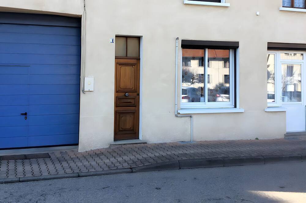 Apartamento entero, Apartamento 'Les Perelles' con terraza privada y Wi-Fi in Pontcharra, Isère