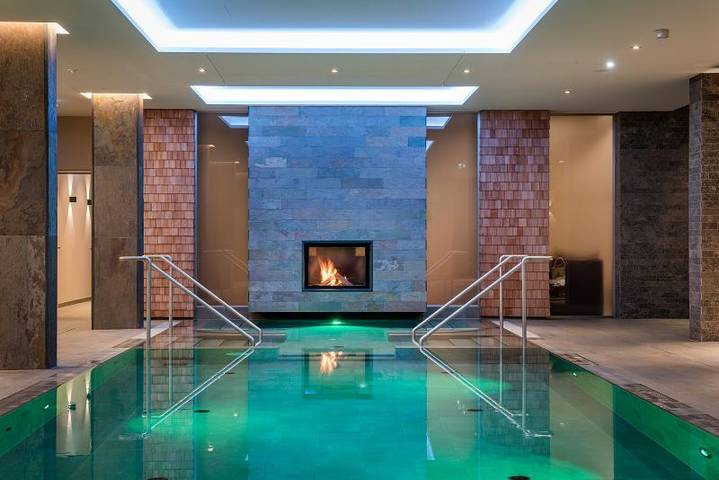 Hotel für 2 Personen, mit Sauna und Whirlpool sowie Garten in Bayerisch Gmain - 4