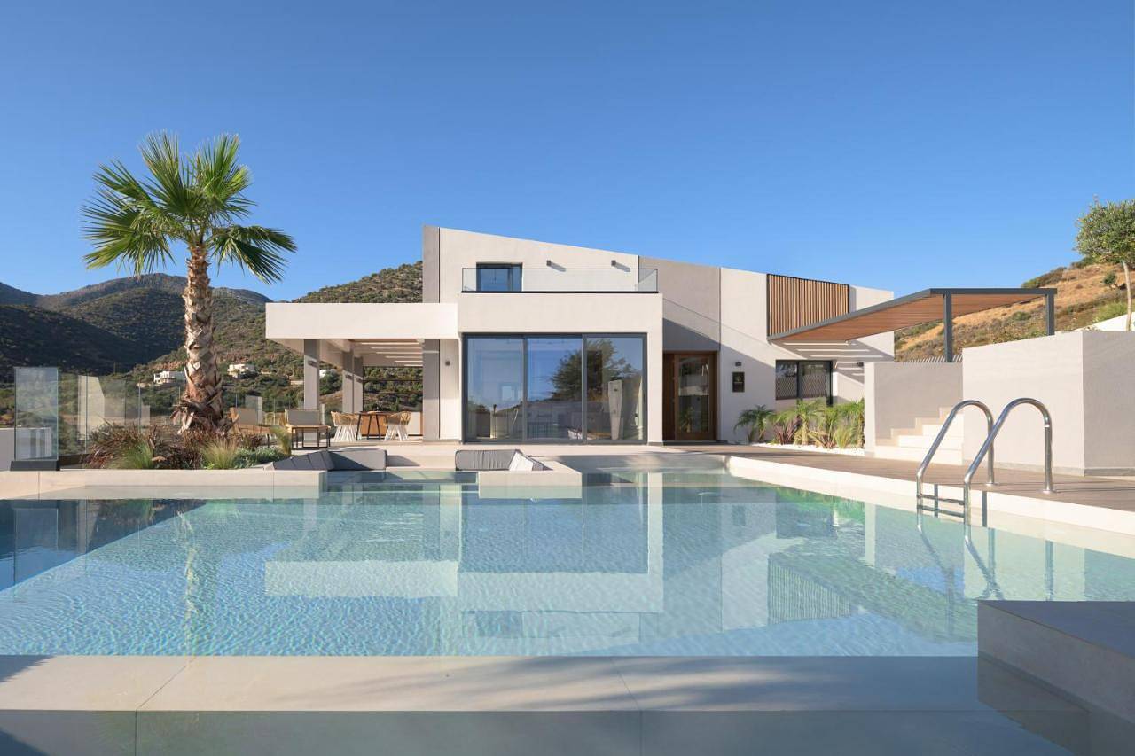 Mayana Luxury Villa, an infinite blue experience, by Thinkvilla in Bali (Kreta), Rethymno