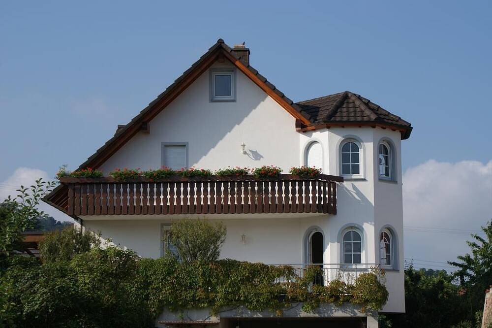 Ganze Wohnung, Ferienwohnung  für 4 Personen mit Balkon und Blick in die Weinberge in Vogtsburg - Oberrotweil, Vogtsburg im Kaiserstuhl