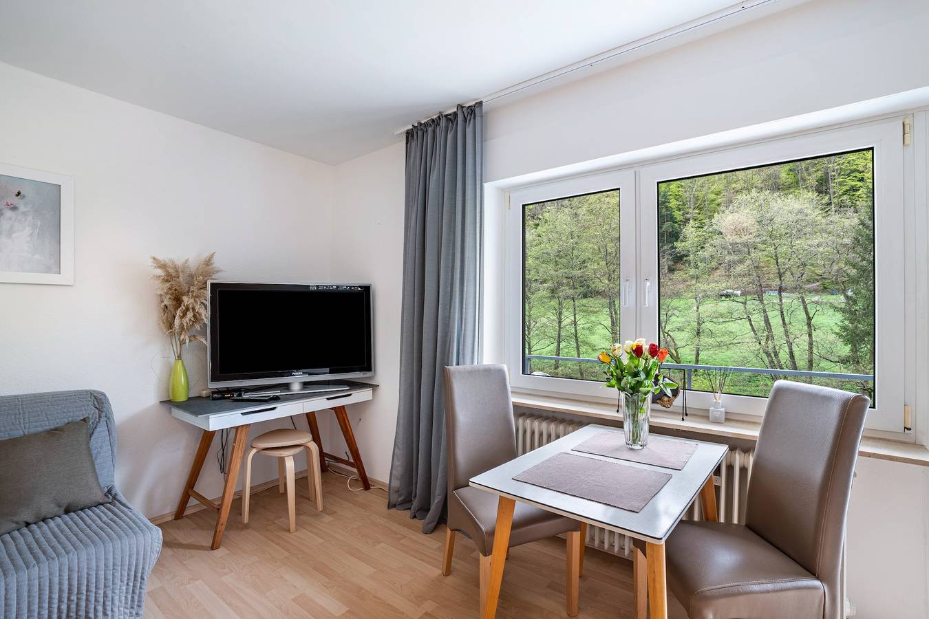 Entire studio, Studio 'Am Gaisbach' with Balcony and Wi-Fi in Bad Herrenalb, Northern Black Forest