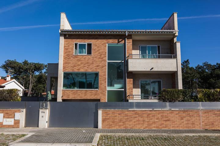 Location de vacances pour 6 personnes, avec jardin à Apúlia - 3