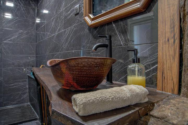 Chambre d’hôte pour 2 personnes, avec jacuzzi ainsi que sauna et jardin dans Grand Est - 2