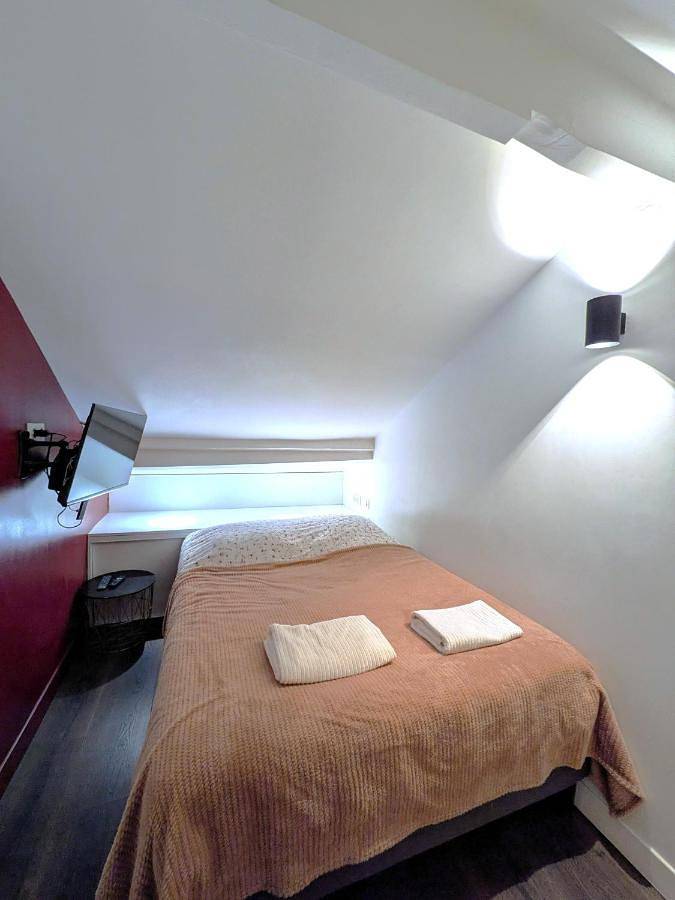 Appartement entier, Two-Bedroom Apartment with Garden View in Choisy-le-Roi, Val-de-Marne