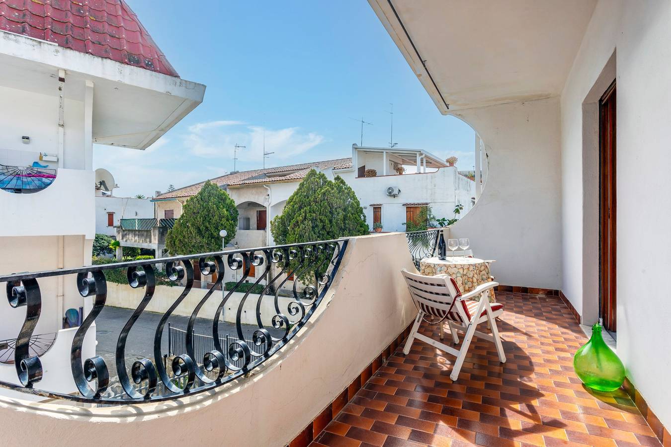 Holiday Home 'La Casa Di Anna' with Balcony, Wi-Fi and Air Conditioning in Recanati på Sicilien, Giardini-Naxos