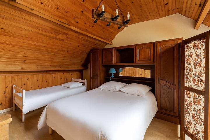 Location de vacances pour 6 personnes, avec terrasse et jardin à Ver-sur-Mer - 4