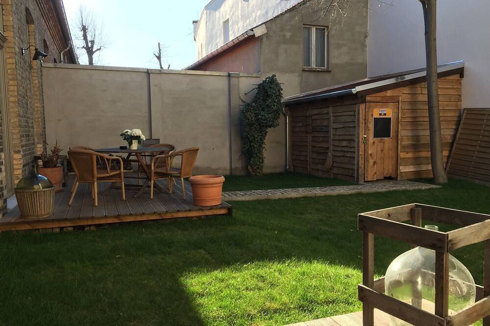Ganze Wohnung, Ferienwohnung auf der Insel Werder in  liebevoll sanierter Remise 50m zum Wasse in Plötzin, Werder