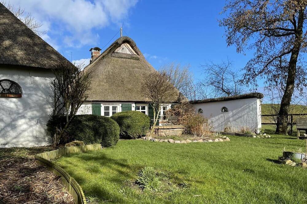 Friesenkate am Seedeich in Hillgroven, Nordsee - Schleswig-Holstein
