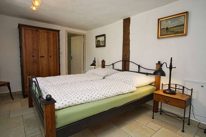 Ganze Wohnung, Strandnahe Idylle am Meer, private Badestelle - Gutshof Ostseeblick FeWo 04 - in Putbus, Rügen