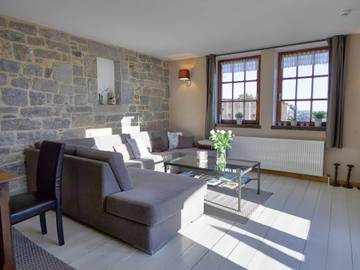 Gîte pour 8 personnes, avec terrasse et sauna, adapté aux familles à Limbourg
