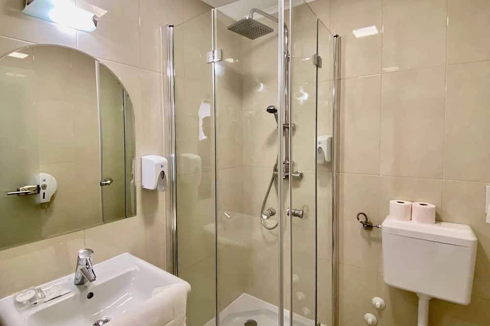 Loft room right next to the Opera - midterm rent in Budapest, Danube-Ipoly National Park