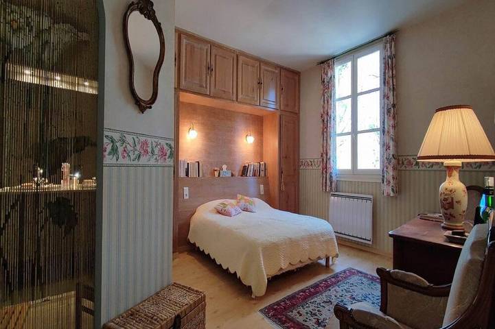 Location de vacances pour 7 personnes, avec piscine ainsi que jardin et terrasse, animaux acceptés à Puisserguier - 4