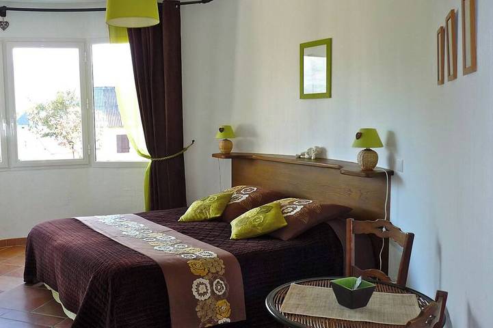 Gîte pour 5 personnes, avec jardin et terrasse à Bilhères - 4