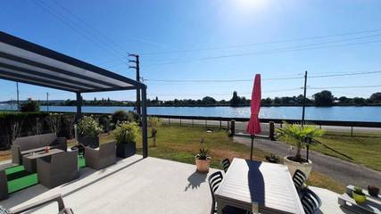 Cottage pour 2 personnes, avec vue ainsi que terrasse et jardin à Duclair