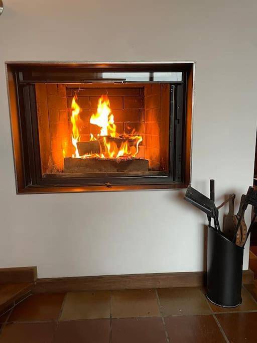 Location de vacances pour 10 personnes, avec piscine et terrasse ainsi que jardin et vue à Cusy - 3