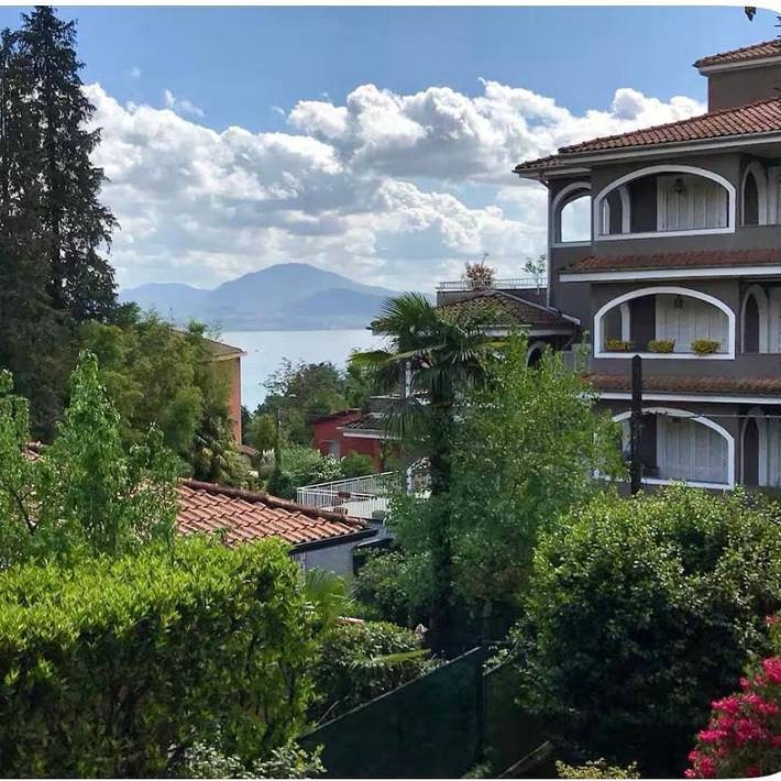 Apartamento de vacaciones para 4 personas, con terraza y vistas al lago además de jardín y vistas, Se admiten mascotas - 1
