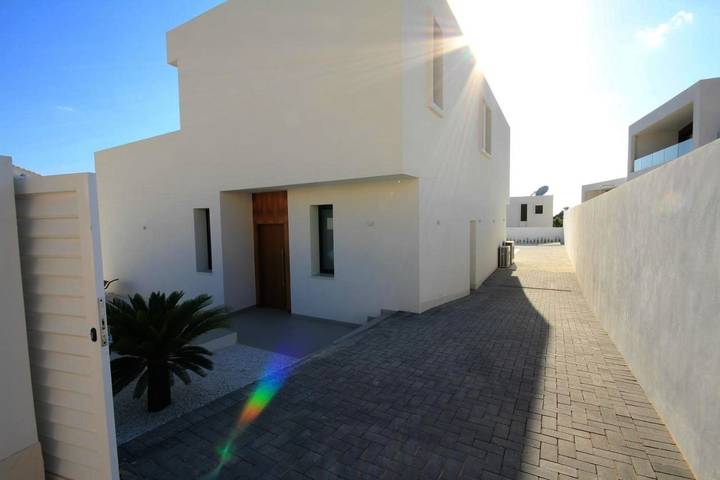 Casa rural para 7 personas, con jardín además de vistas y piscina en San Fulgencio - 4