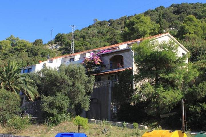 Maison d’hôte pour 2 personnes, avec terrasse dans Lastovo - 3