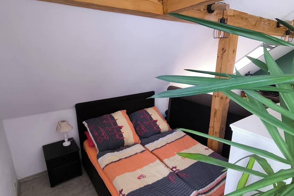 Ganze Wohnung, Ferienwohnung \"Traumblick\" für bis zu 6 Personen im Fränkischen Seenland in Treuchtlingen, Frankenalb