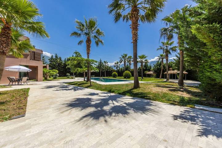 Villa mit pool für 8 Personen, mit Pool und Garten sowie Balkon, kinderfreundlich in Albanien - 4