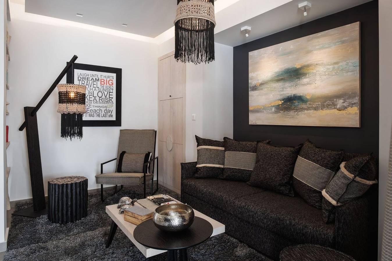 Wonderful Athens Apartment | 1 Bedroom | Apartment Chouri | Spacious Furnished Balcony | Koukaki | Acropolis in Central Section of Athens, Athens