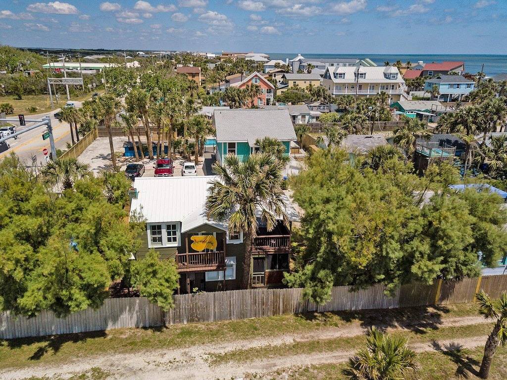 Ganze Wohnung, Marvelous Mermaid Beach Bungalow, Dog-Friendly in Vilano Beach, St. Johns County