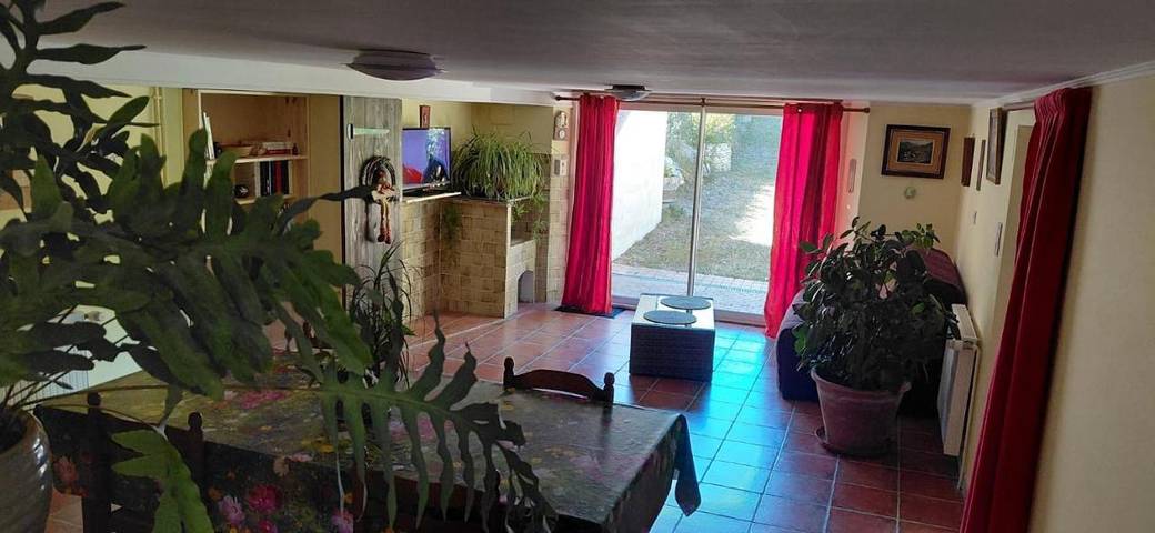 Gîte pour 3 personnes, avec Terrasse et Piscine ainsi que Vue sur le lac et Vue à Razac-de-Saussignac