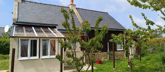 Gîte pour 3 personnes, avec terrasse et jardin à Trédrez-Locquémeau